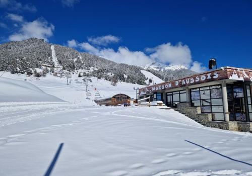 Office de Tourisme Aussois - Accueil Maison d'Aussois au front de neige