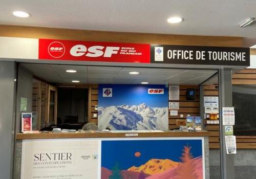 BUREAU D'ACCUEIL DE COURCHEVEL LE PRAZ_Courchevel