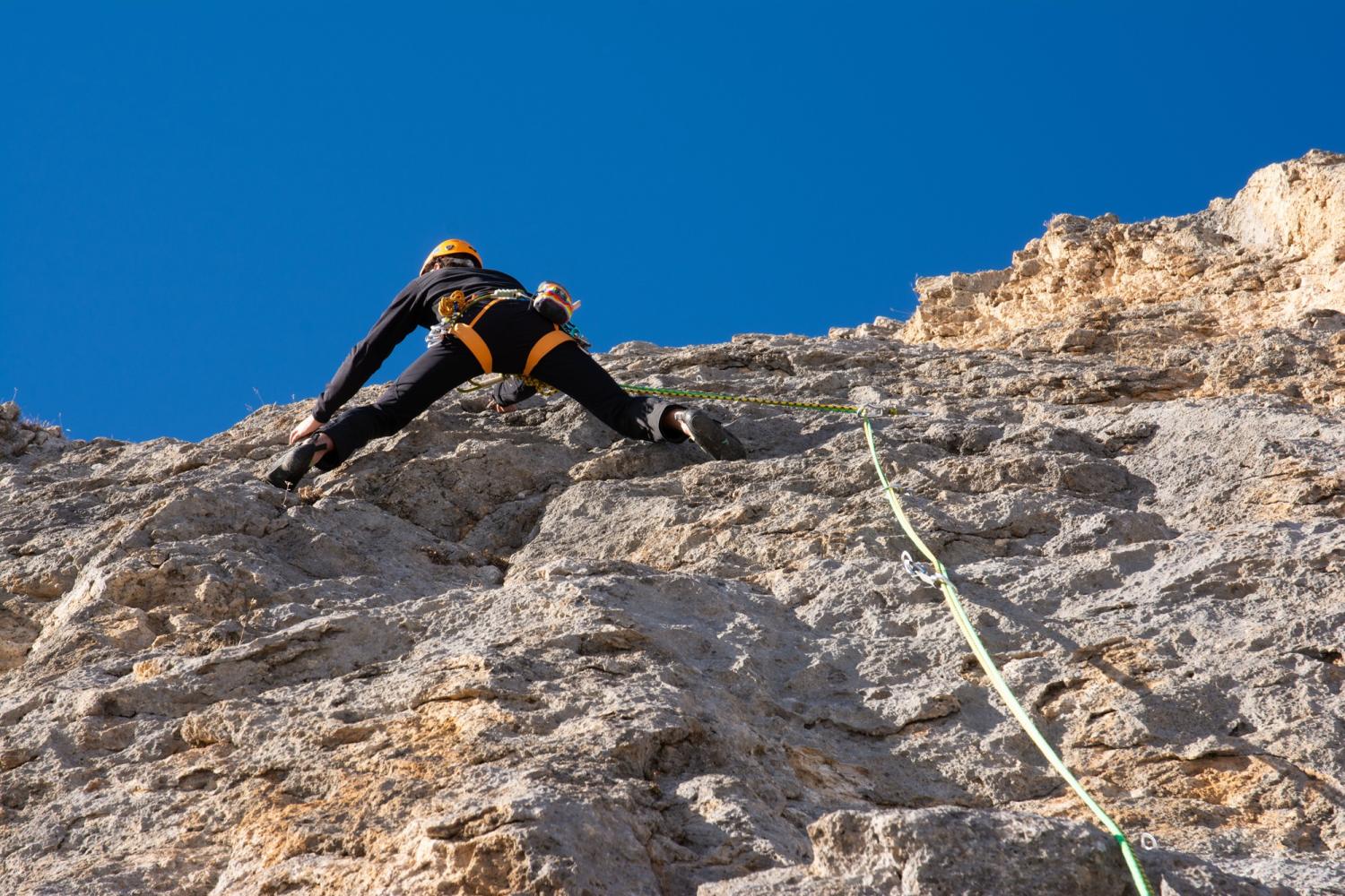 Escalade dans la falaise de la Grande Val, Saint Bon Tarentaise