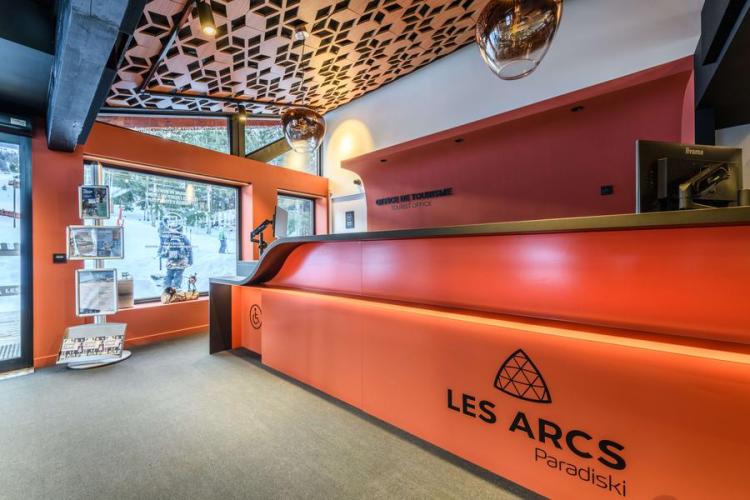 Office de Tourisme  du Charvet d'Arc 1800_Les Arcs - Desk OT