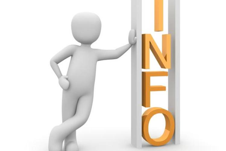 Bienvenue à Aussois_Aussois - bonhomme avec mot info