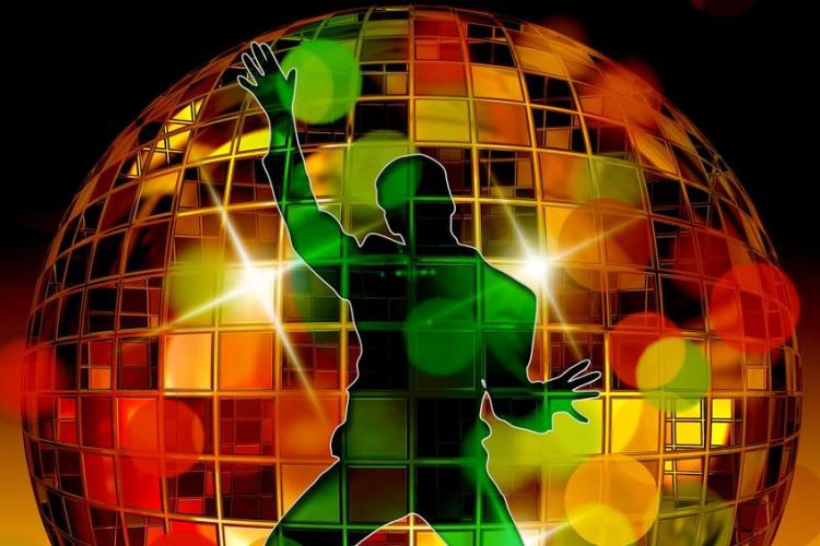 Soirée roller-disco à Valfréjus - Boule à facettes