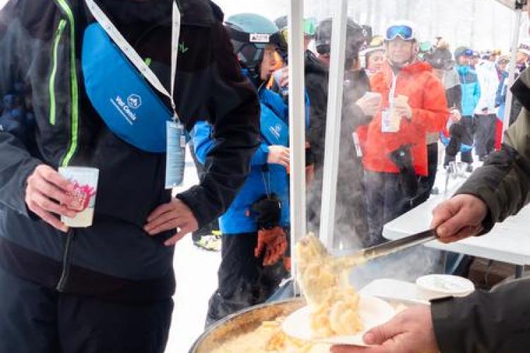 Evènement Tous en Piste à Val Cenis, lancement de saison - Dégustation de tartiflette