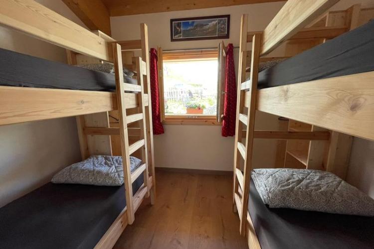 Refuge l'Auberge de Bellecombe à Val Cenis-Termignon - Chambre 4 personnes avec lits superposés